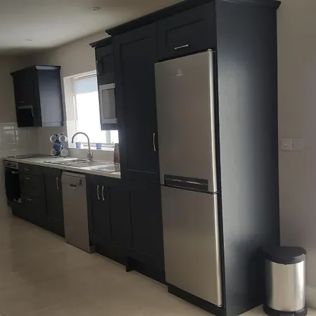 Ashford -cottage 2 * Cong