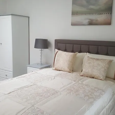 Ashford -cottage 2
