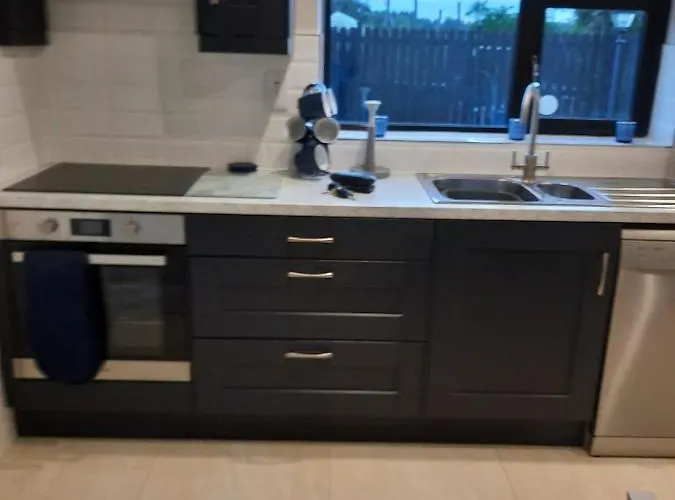 Ashford -cottage 2 *